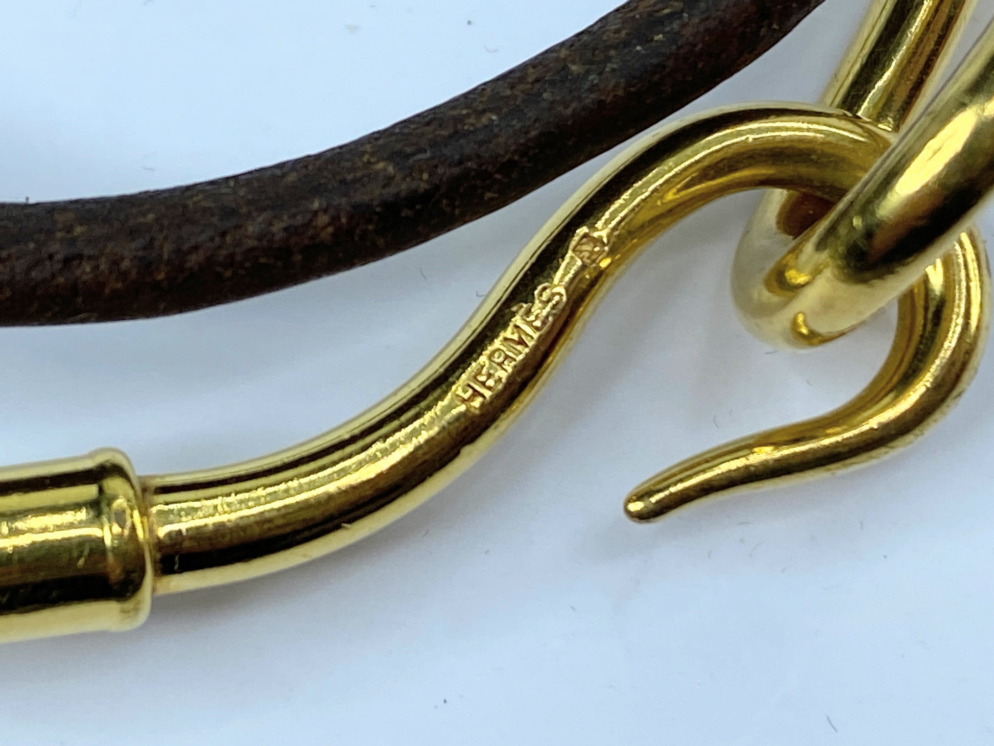 Hermès Jumbo Hook Double Tour Leather Bracelet in box authentic GS484