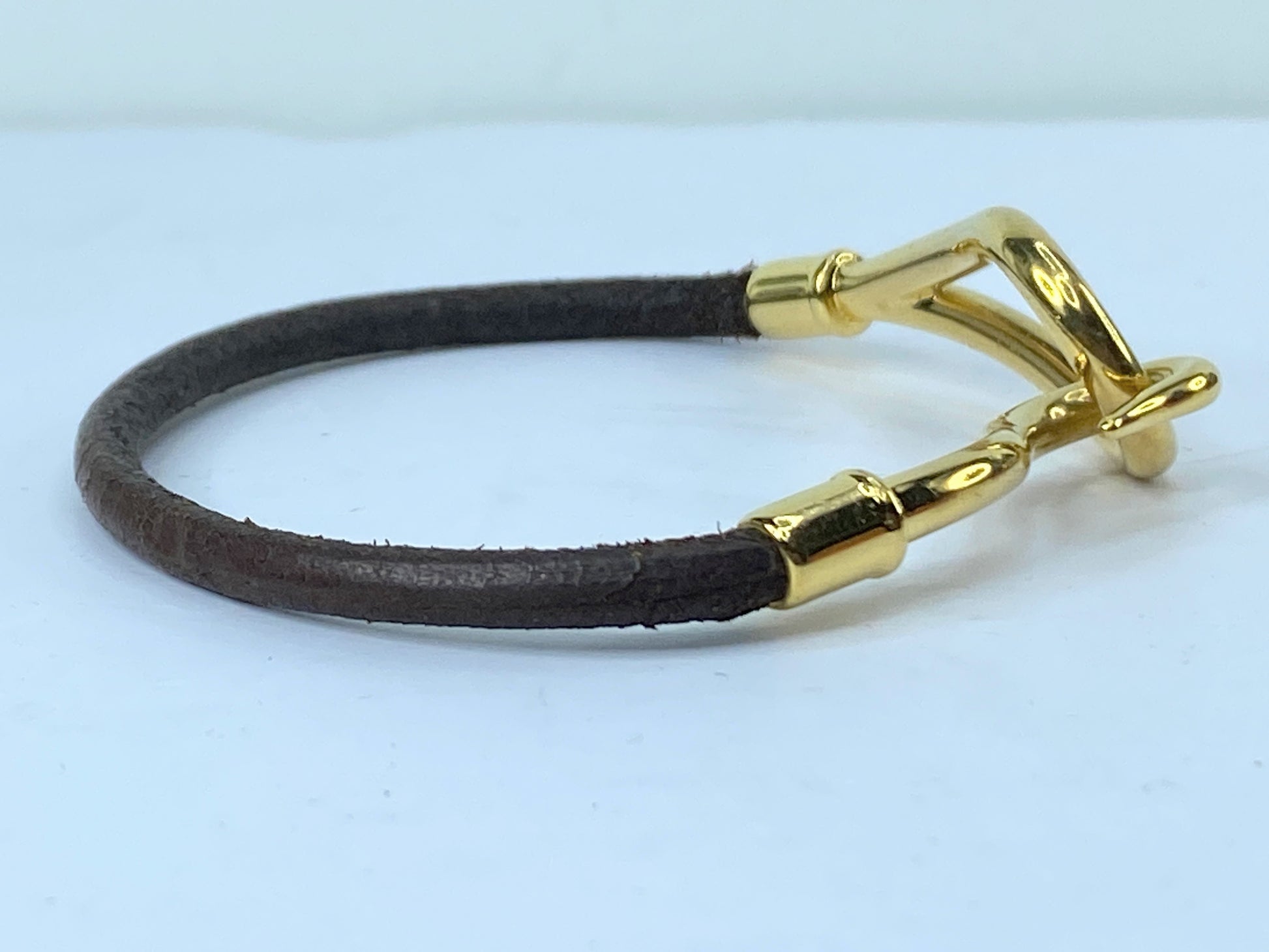 Authentic Hermès Yellow Gold Plated Jumbo Hook Brown Leather Bracelet 7" GS485