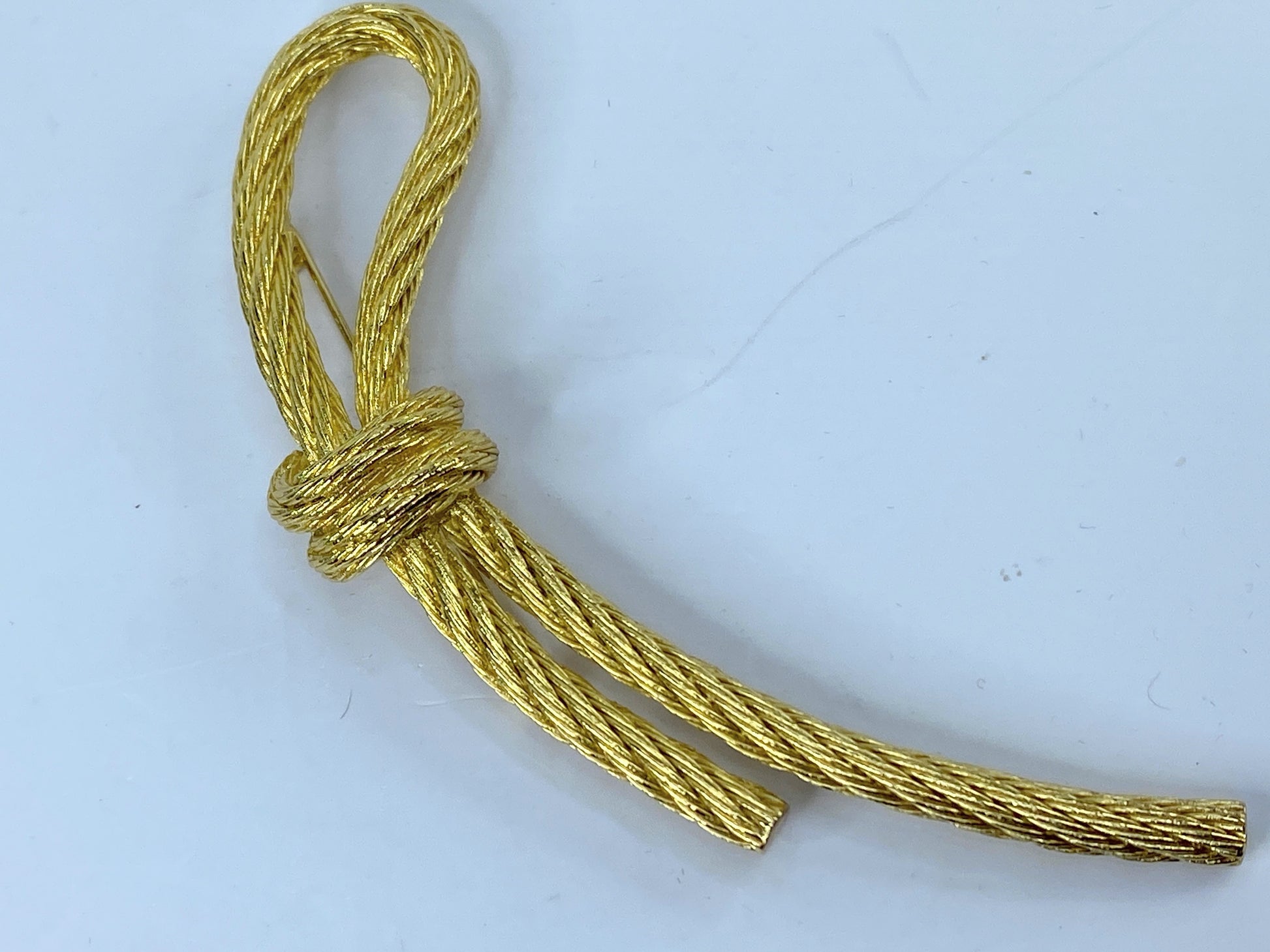 Christian Dior Signed Signature Gold Tone Bow Pin 4" GS488