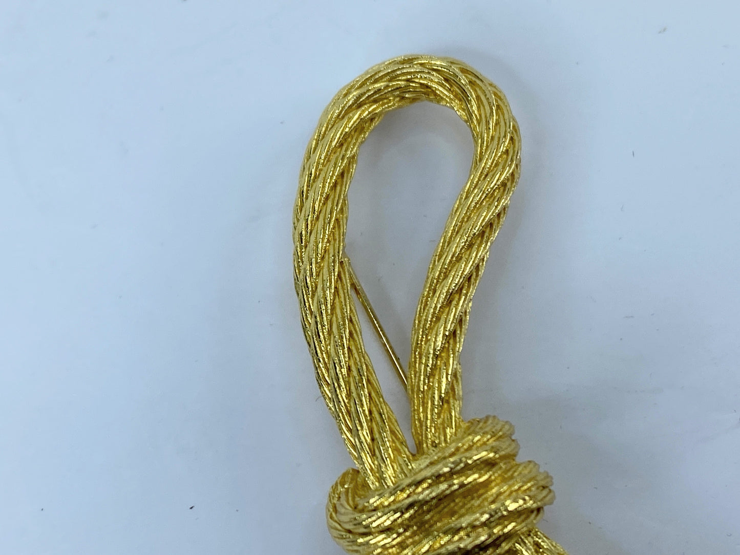 Christian Dior Signed Signature Gold Tone Bow Pin 4" GS488