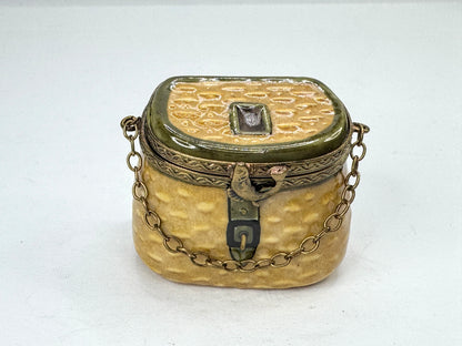 Vintage Limoges France Peint Main Fishing Creel Trinket Box Hidden Fish A1189