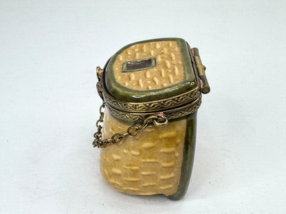 Vintage Limoges France Peint Main Fishing Creel Trinket Box Hidden Fish A1189