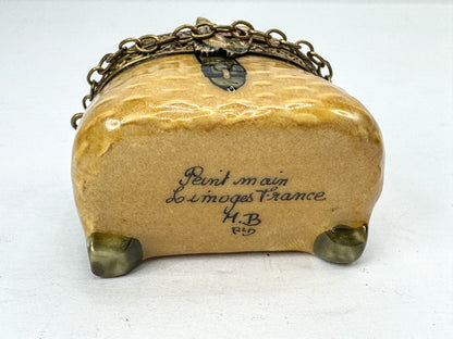Vintage Limoges France Peint Main Fishing Creel Trinket Box Hidden Fish A1189
