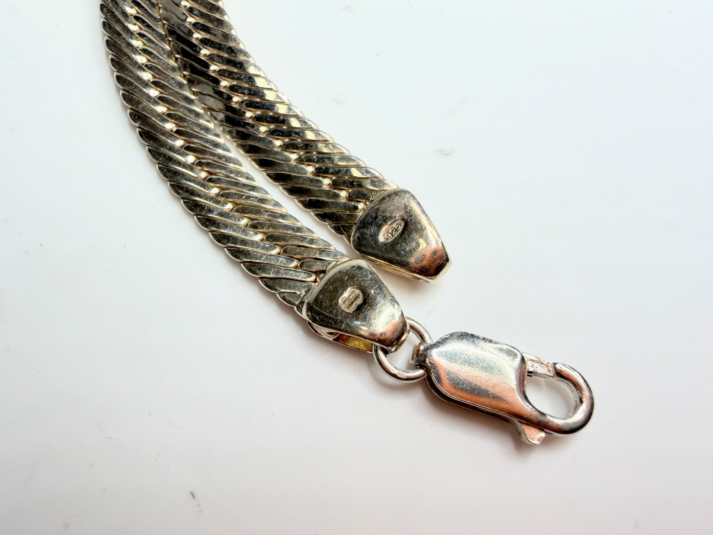 Vintage European Sterling Silver Herringbone Necklace 16.75 Inch 23.7g JR1273