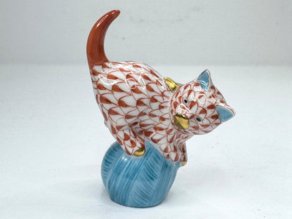 Vintage Herend Fishnet Cat on Ball Hand Painted Porcelain Figurine A1190
