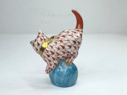 Vintage Herend Fishnet Cat on Ball Hand Painted Porcelain Figurine A1190