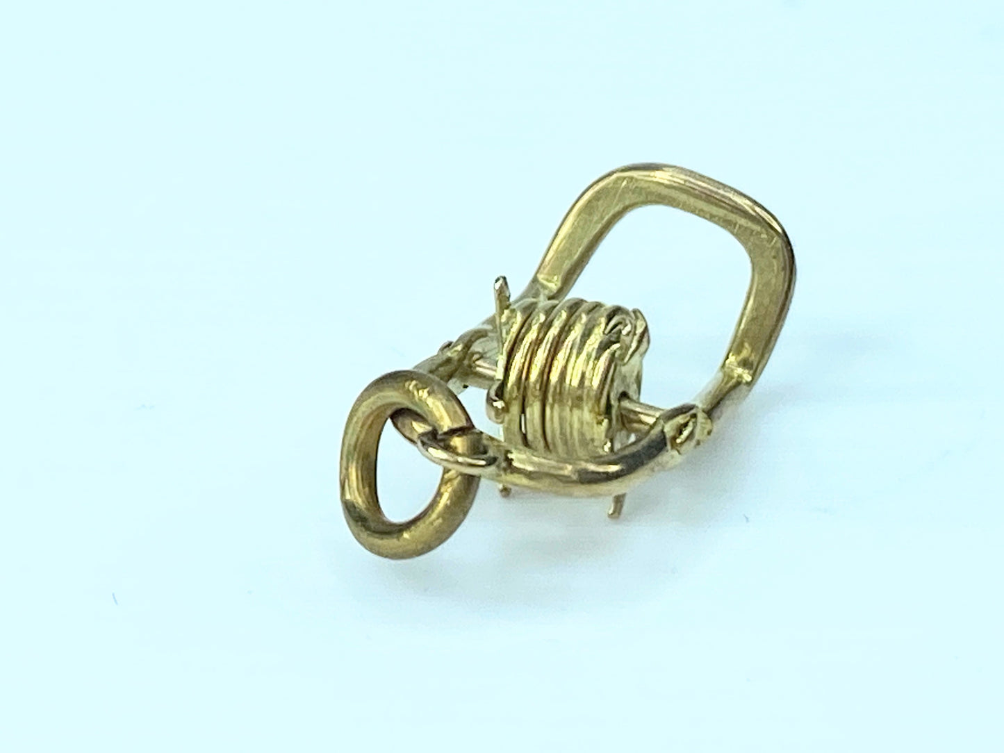 10k Yellow Gold Movable Spur Charm 1.3g JR9523