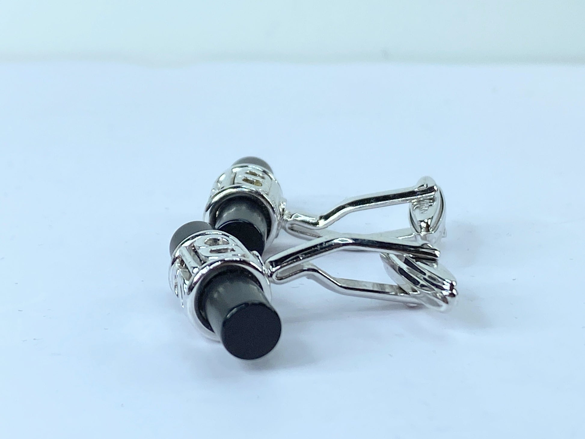 Christian Dior black Resin Silver cufflink, excellent condition authentic GS493