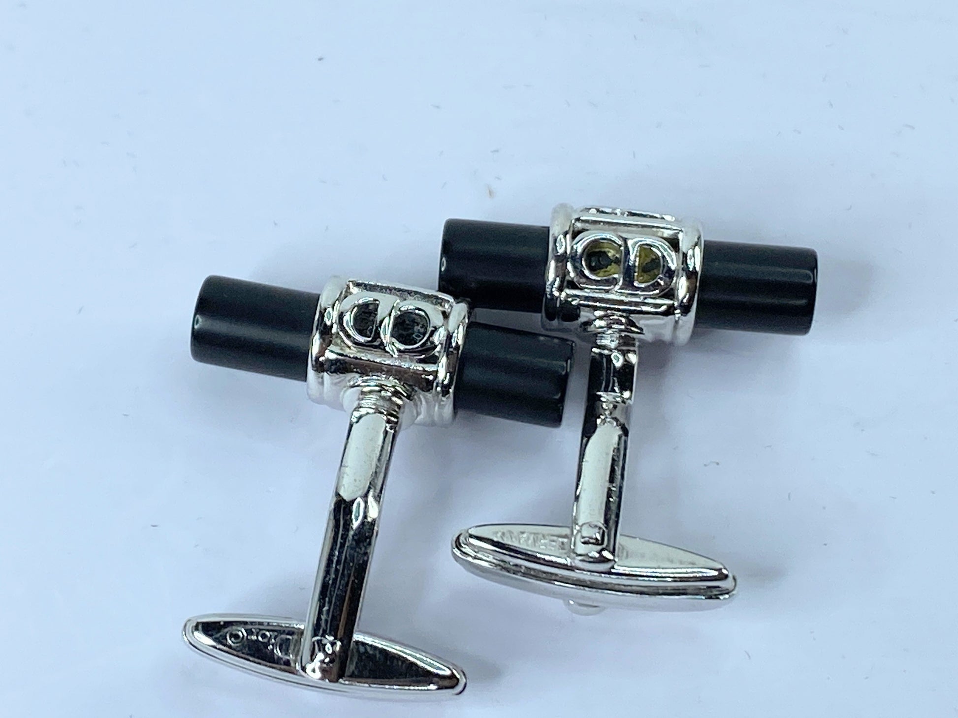 Christian Dior black Resin Silver cufflink, excellent condition authentic GS493