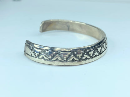 Native American Sterling Silver cuff Bracelets JR9527