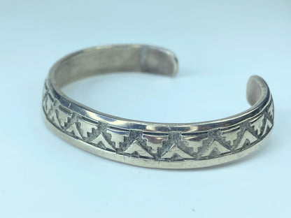 Native American Sterling Silver cuff Bracelets JR9527