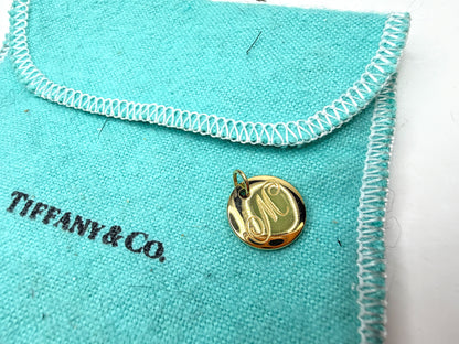 Vintage Tiffany & Co. Notes 18K Gold Letter M Disc Charm Pendant JR1951