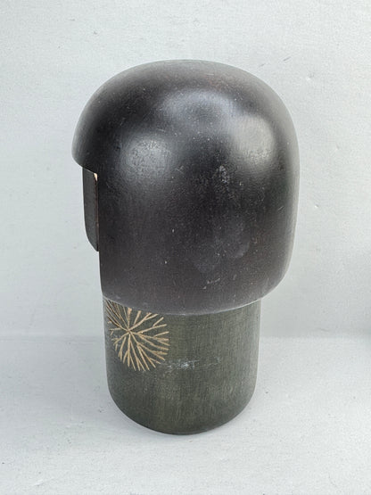 Vintage Yuji Kawase Sosaku Kokeshi Doll Black Okappa Green Kimono Signed A1187