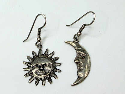 Vintage Sterling Silver Sun & Moon Asymmetric Drop Earrings 1 3/8” JR1289