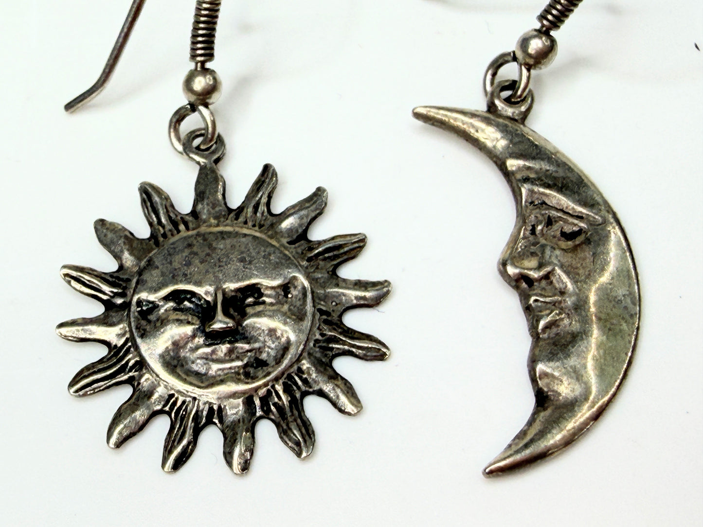 Vintage Sterling Silver Sun & Moon Asymmetric Drop Earrings 1 3/8” JR1289