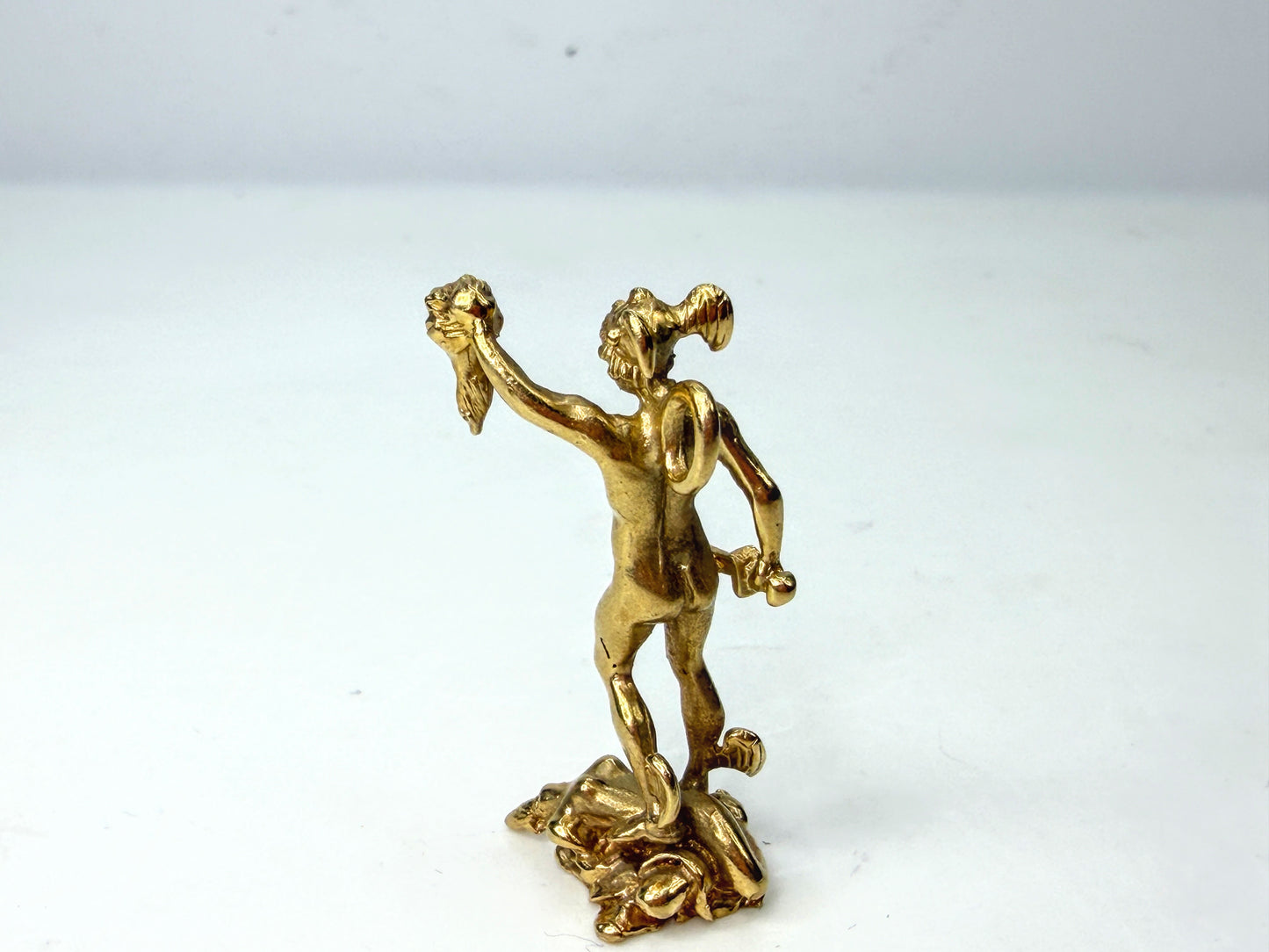 Vintage 14K Gold Perseus & Medusa Mythology Figural Charm Pendant JR1954