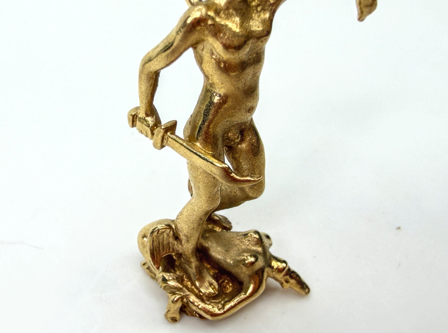 Vintage 14K Gold Perseus & Medusa Mythology Figural Charm Pendant JR1954