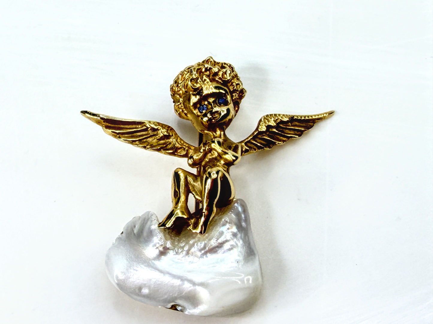 Vintage 14K Gold Cherub Angel Brooch Baroque Pearl Sapphire Eyes 13.2g JR1956