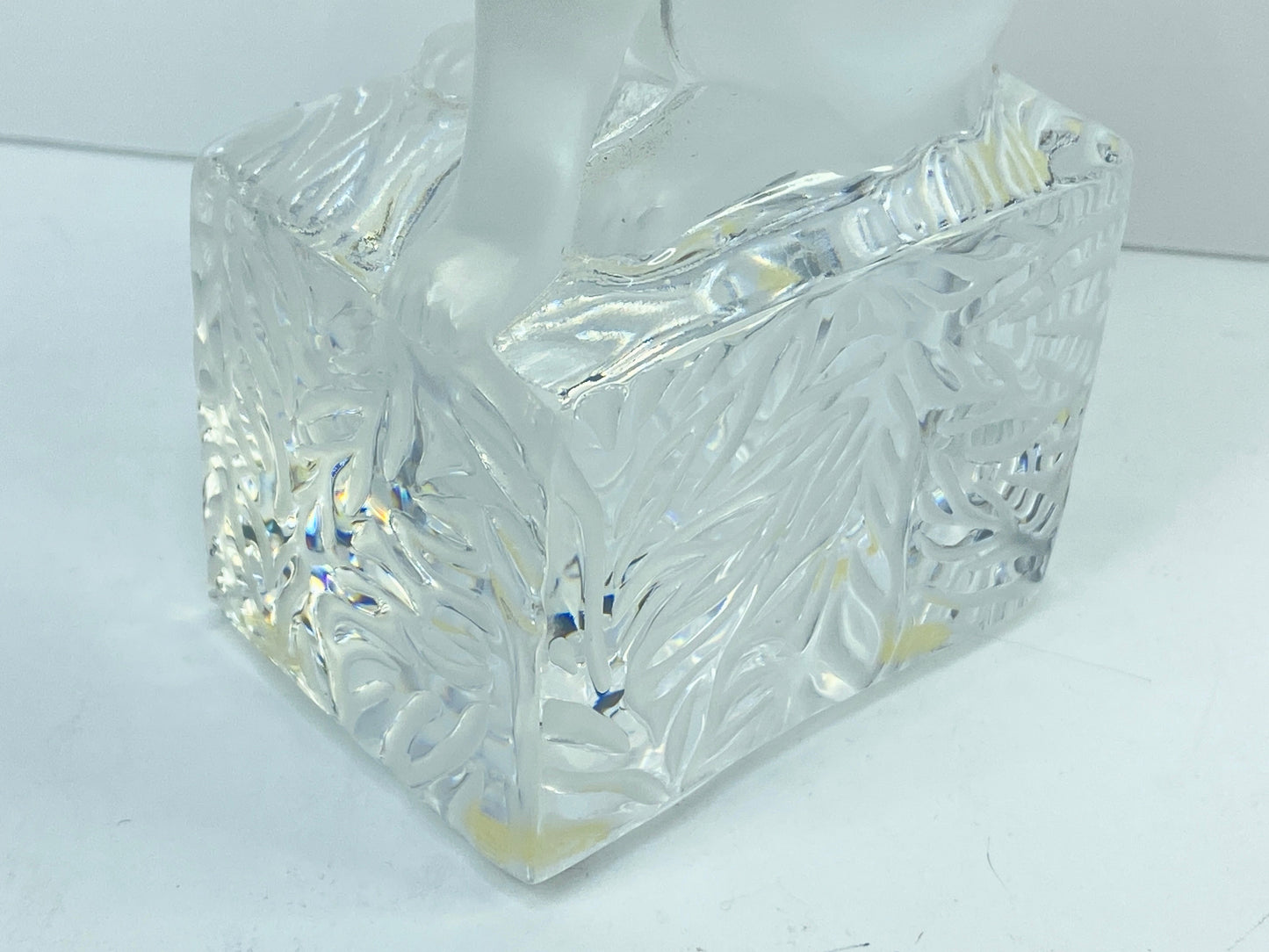 Lalique France Frosted Crystal Kitty Cat paw up Sculpture Paperweight A721