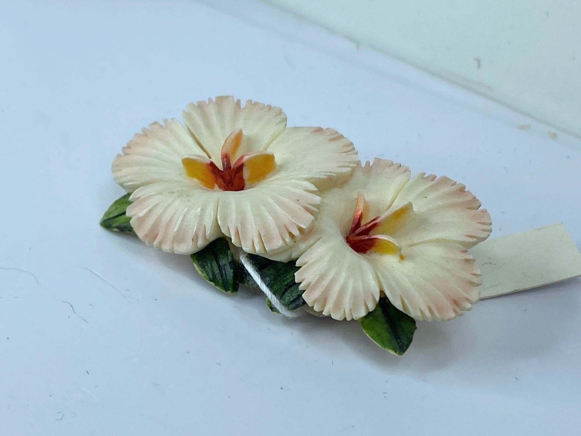 Art Deco hand carved Resin polychrome Hibiscus Floral sterling brooch JR670