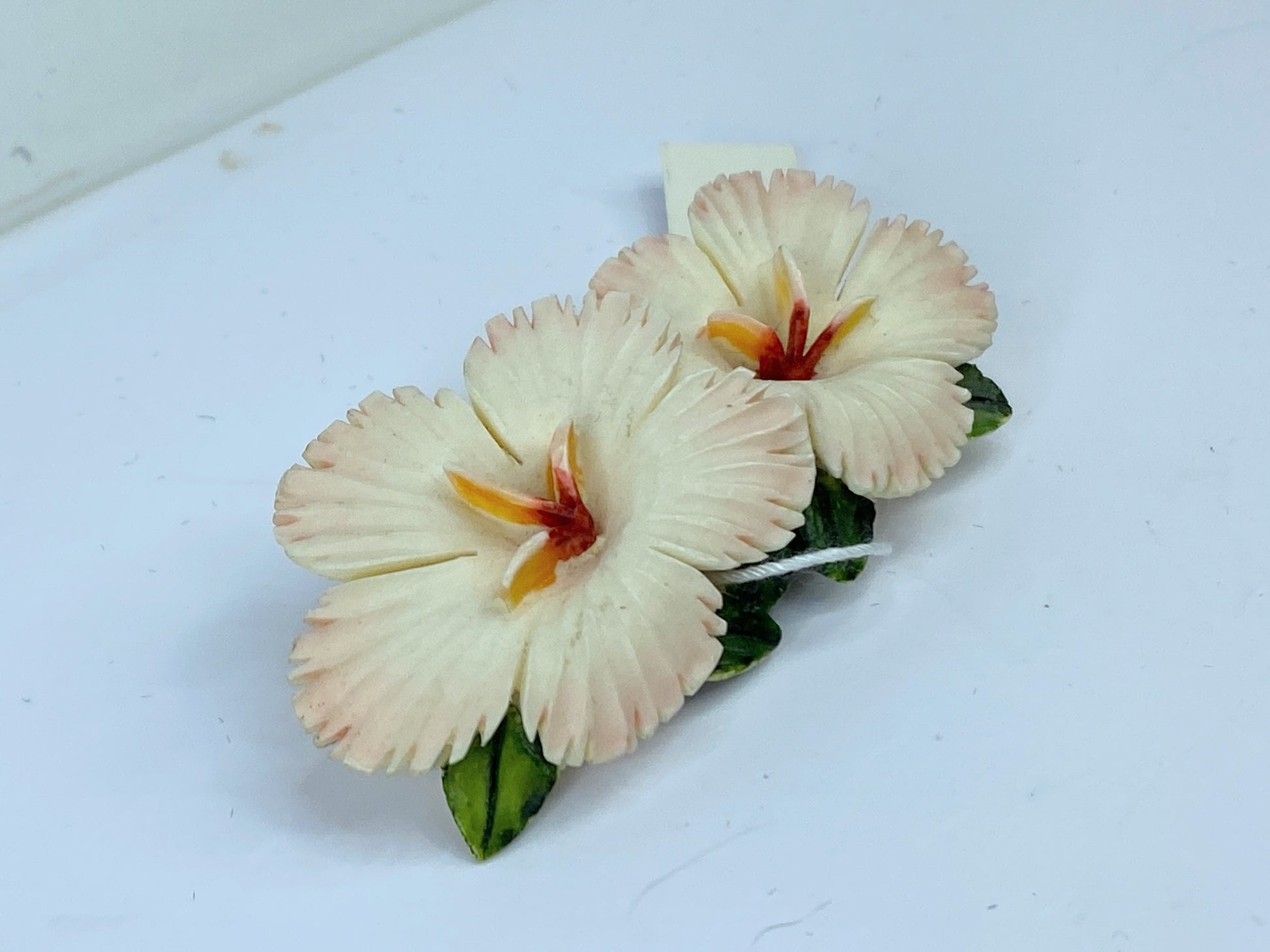 Art Deco hand carved Resin polychrome Hibiscus Floral sterling brooch JR670
