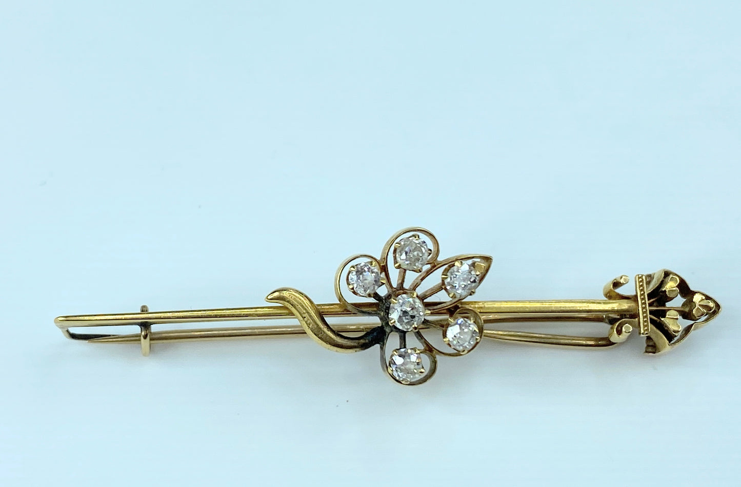 c1930's 15ct Gold 0.6ct Old Euro cut diamond Flower pin JR9034