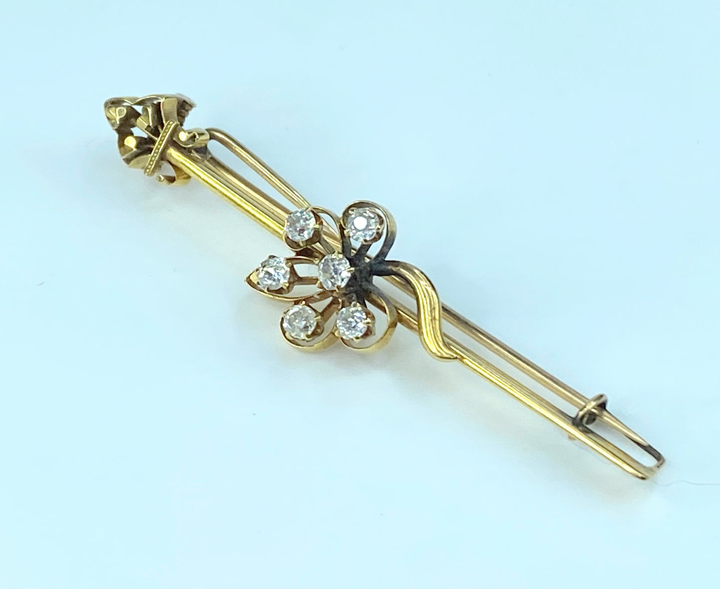 c1930's 15ct Gold 0.6ct Old Euro cut diamond Flower pin JR9034