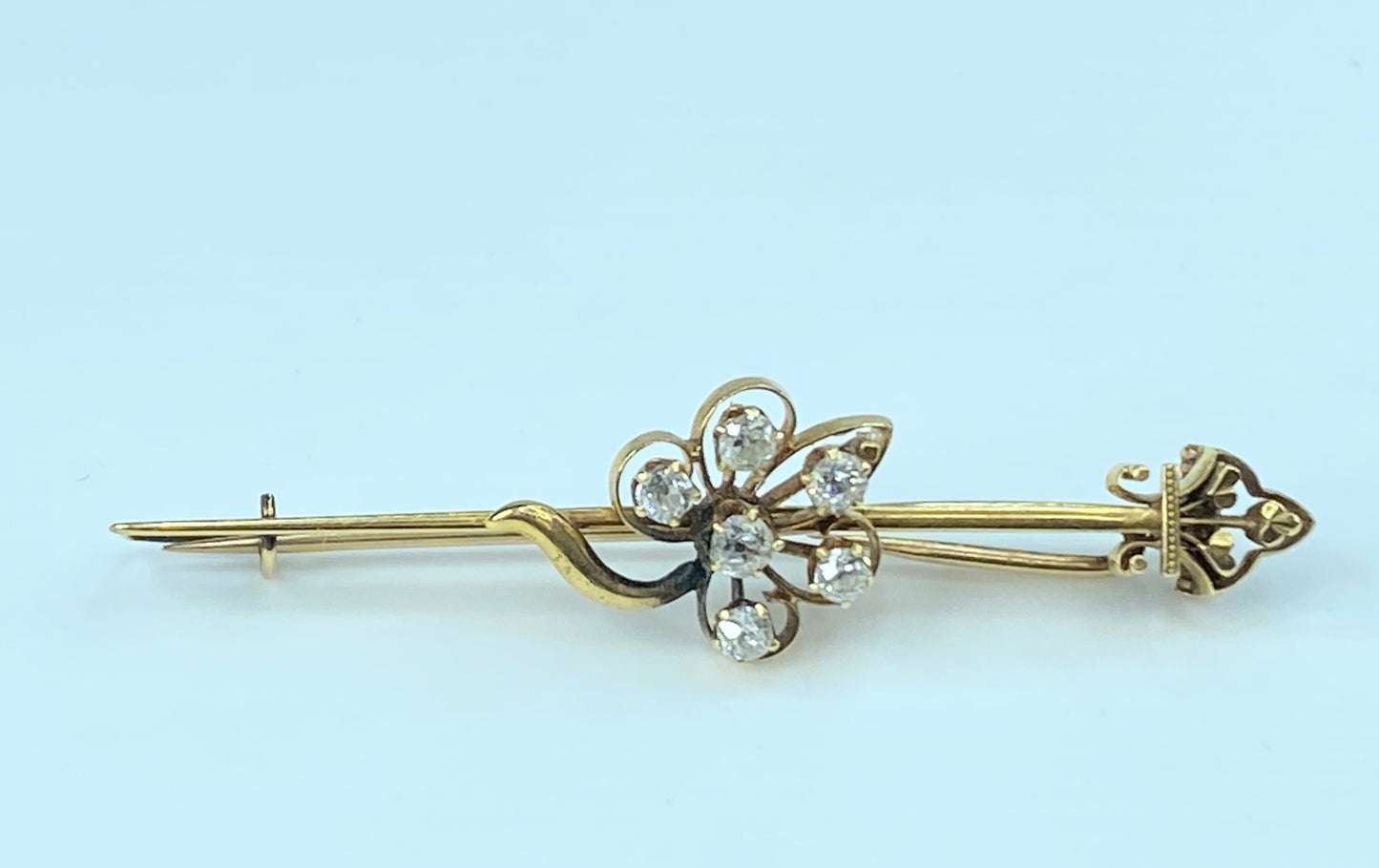 c1930's 15ct Gold 0.6ct Old Euro cut diamond Flower pin JR9034