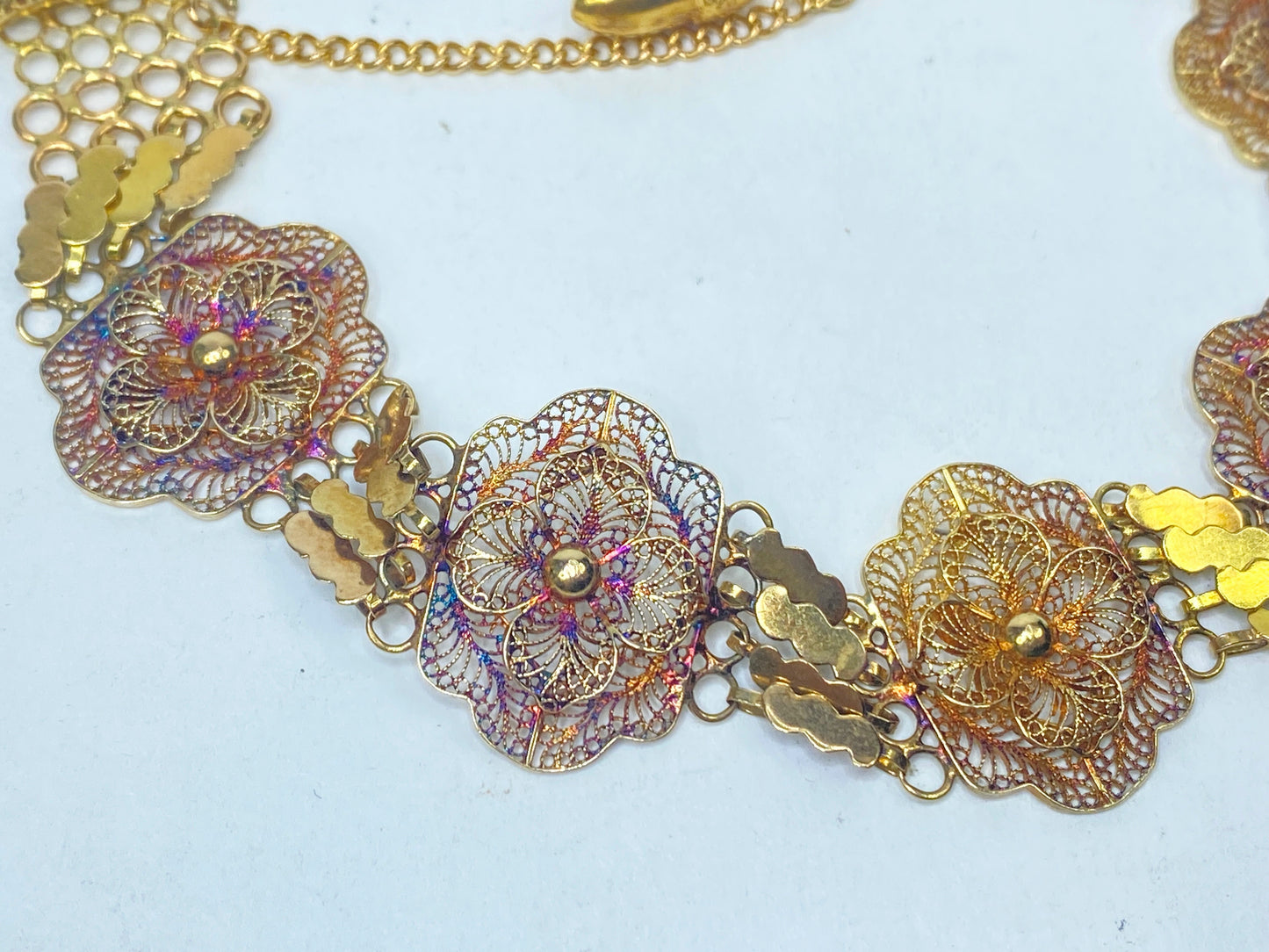Antique Art Deco 18K Gold Filigree Floral Bracelet with Acorn Charm JR1110