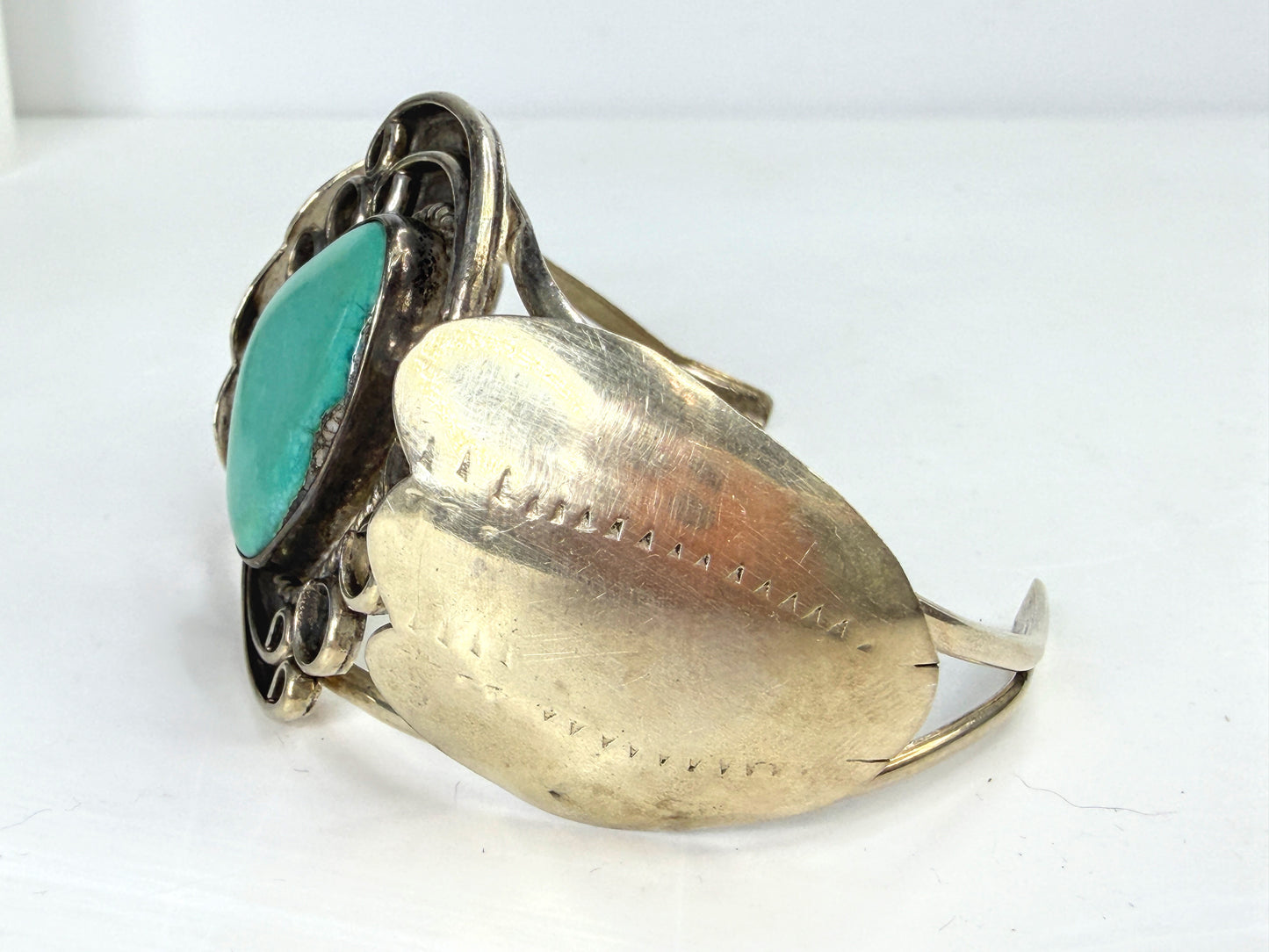 Vintage Southwestern Sterling Turquoise Floral petal Cuff Bracelet 6.75" JR1962