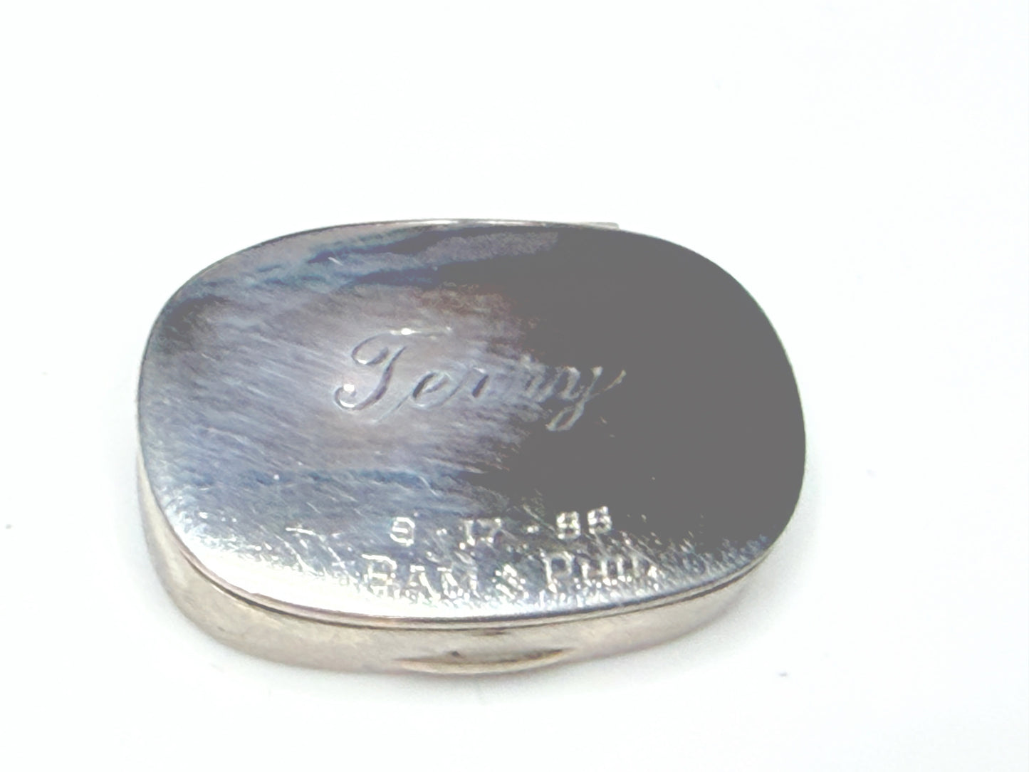 1966 Sterling Silver Pam & Phil Oval Pill Box Tested for Silver Pocket Tin SS186