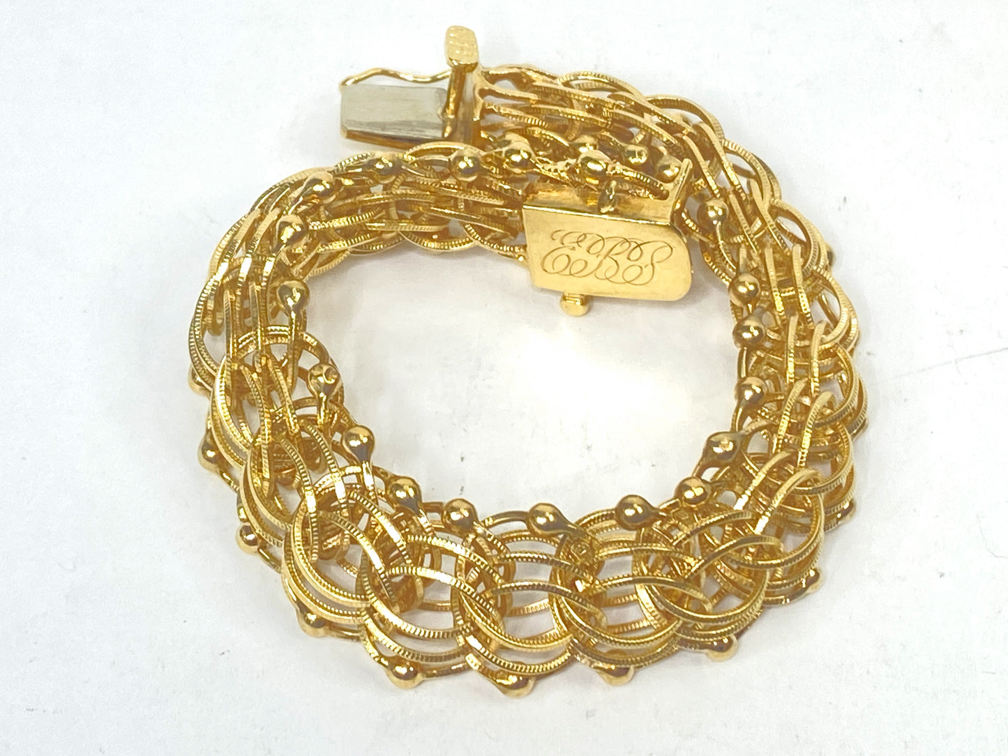 Exceptional 14K Gold Filigree Bracelet with Etched Links & Safety Chain JR1111
