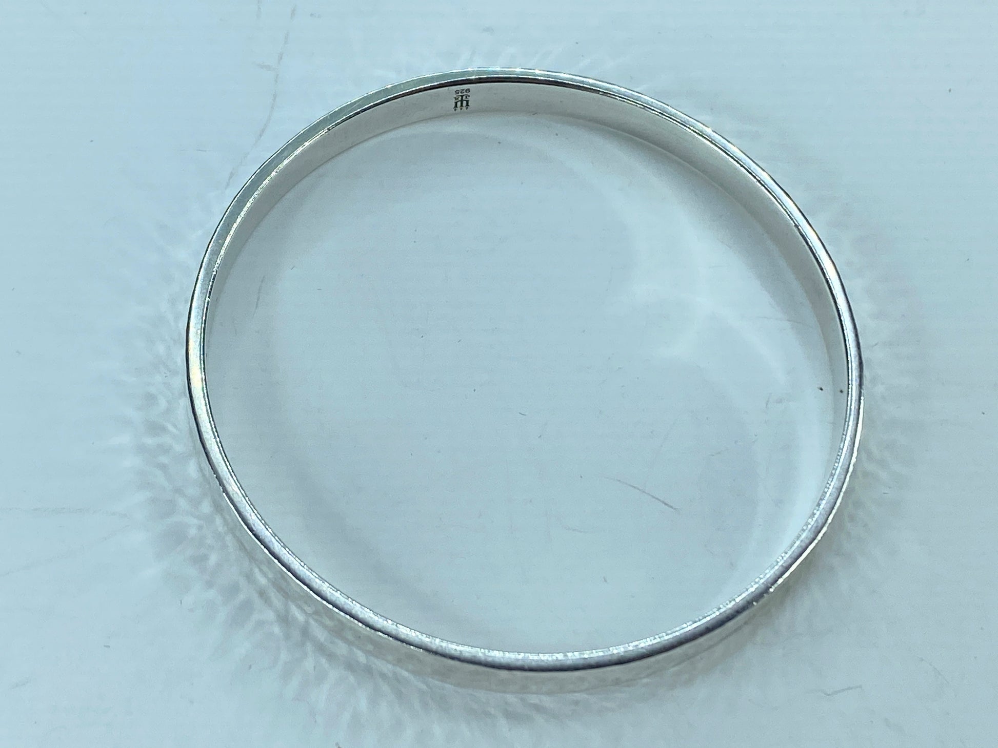 James Avery 6.0mm Hammered Bangle Bracelet Sterling Silver 26g 8" JR673