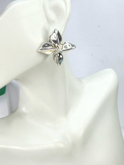 Vintage Tiffany & Co Sterling Silver Plumeria Poinsettia Flower Earrings JR1966