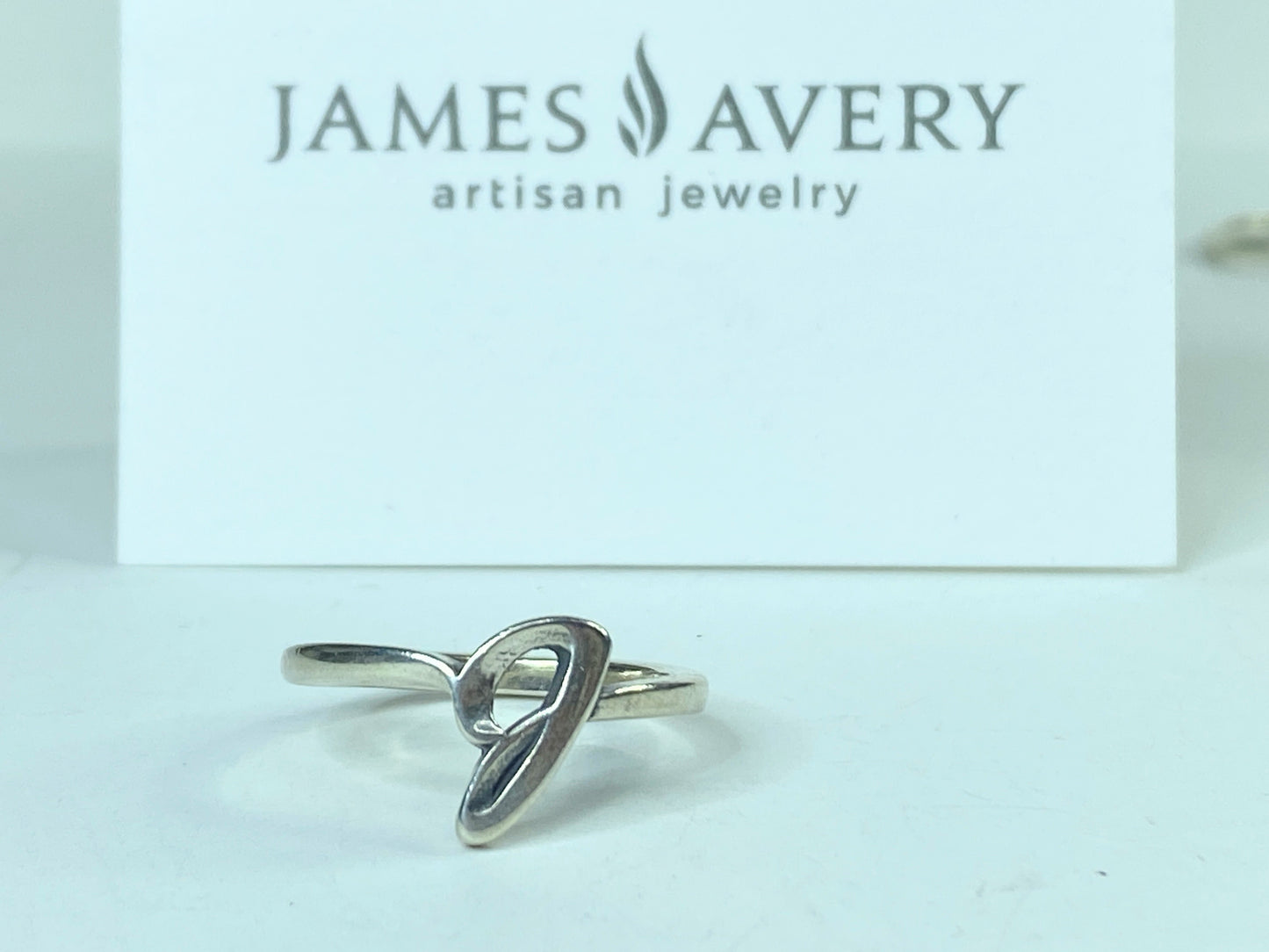 James Avery Sterling Silver Script Initial 'g' size 7.5 2.9g JR637