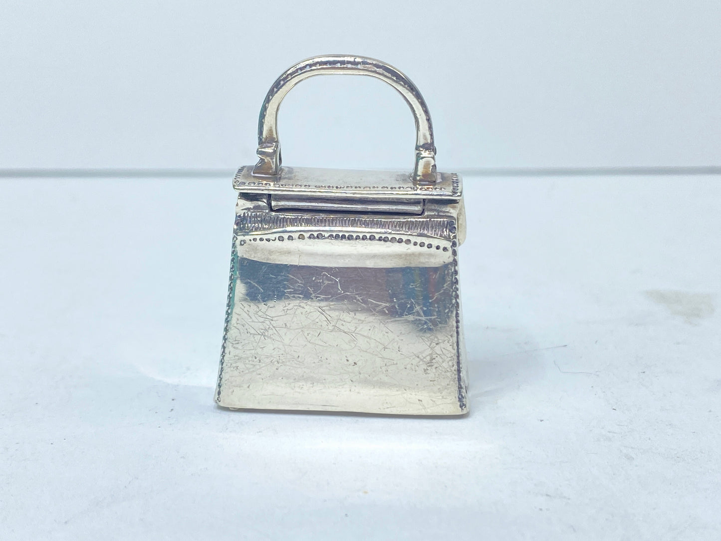 Tiffany & Co. Sterling Silver Pill Box, Classic men's bag Design SS129