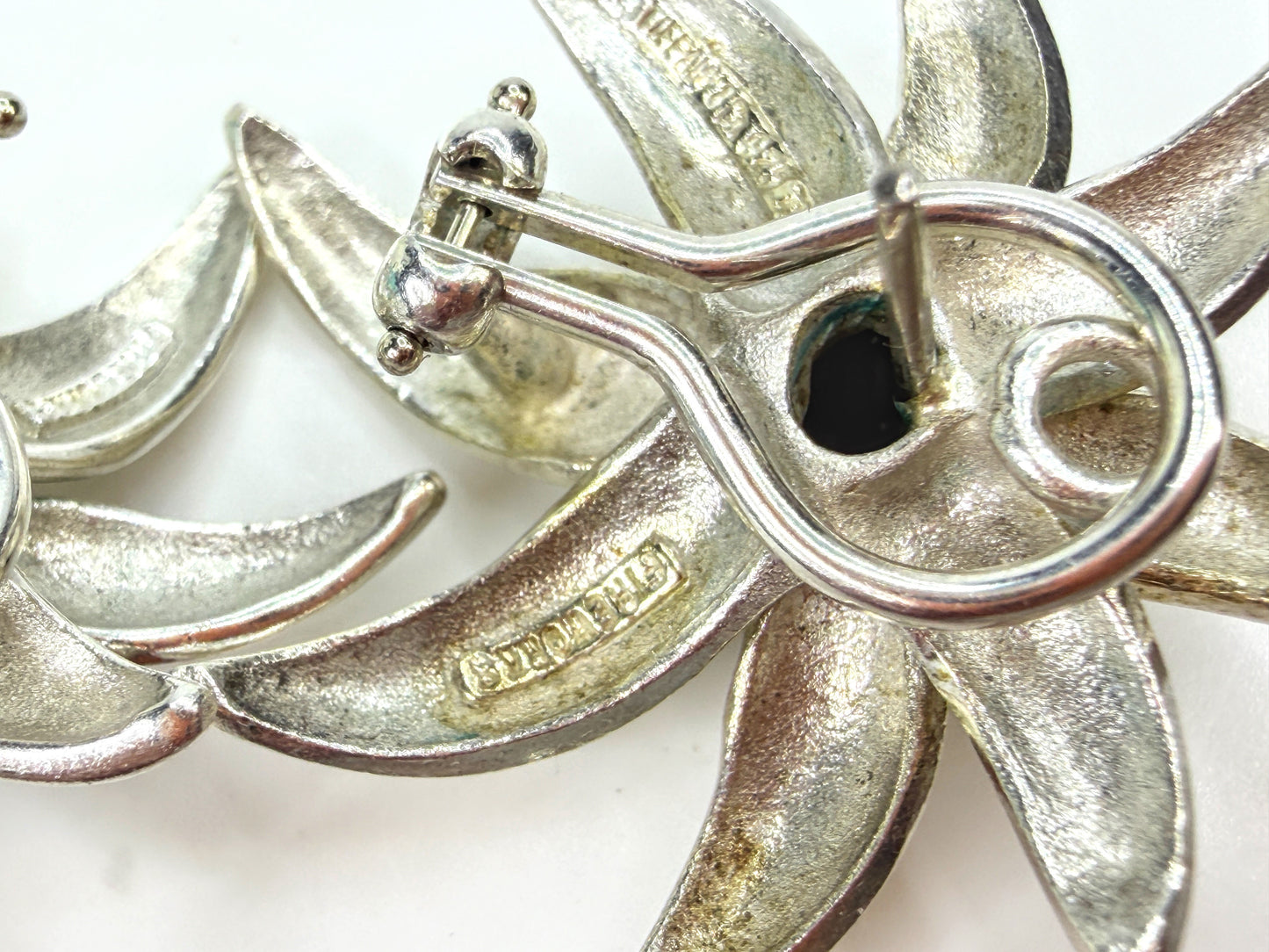 Vintage Tiffany & Co. Fireworks Onyx Sterling 18K Gold Earrings 1995 JR1969