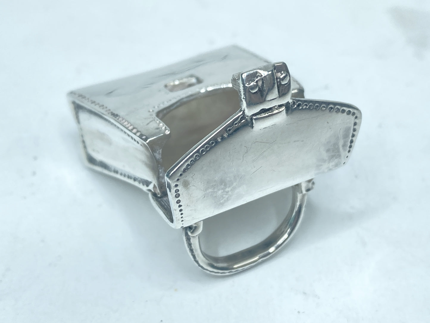 Tiffany & Co. Sterling Silver Pill Box, Classic men's bag Design SS129