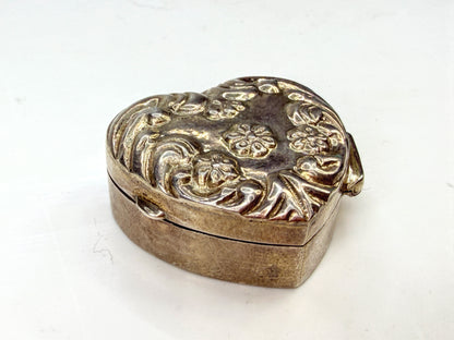 Vintage Sterling Silver Embossed Floral Heart Pill Trinket Box 11g 1.25" SS479