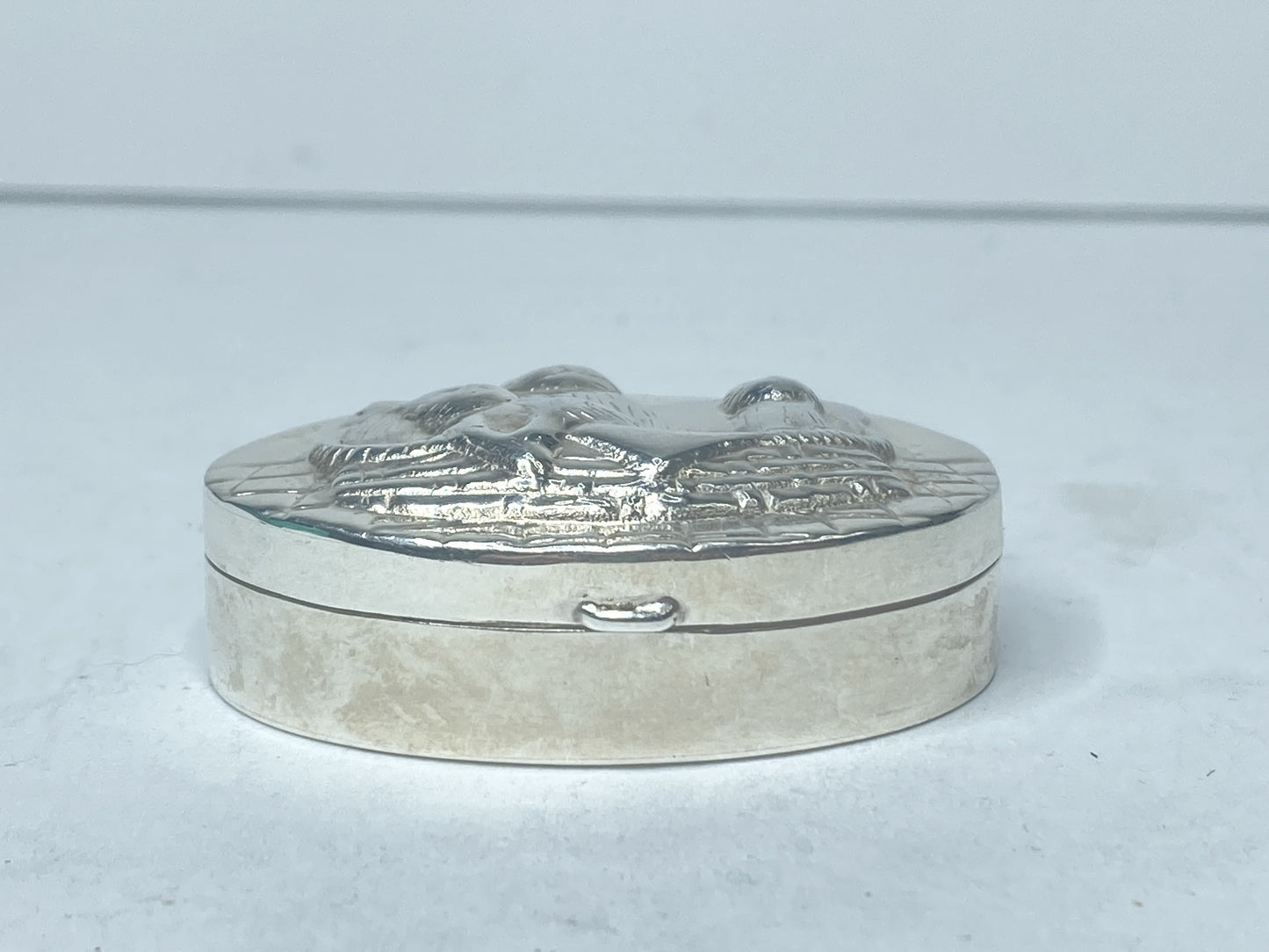 Sterling Silver 925 Vintage Oval Cat Cute Family Mini Pill Box Case 1 7/8" SS132