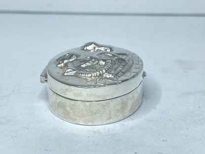 Sterling Silver 925 Vintage Oval Cat Cute Family Mini Pill Box Case 1 7/8" SS132