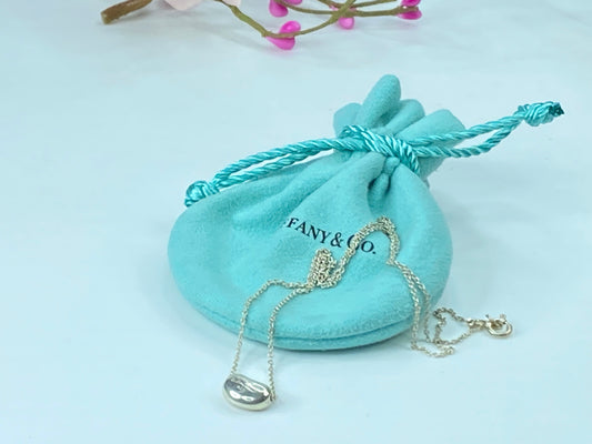 Tiffany & Co Elsa Peretti Mini Bean Cham 16.75" Necklace sterling Pouch JR125