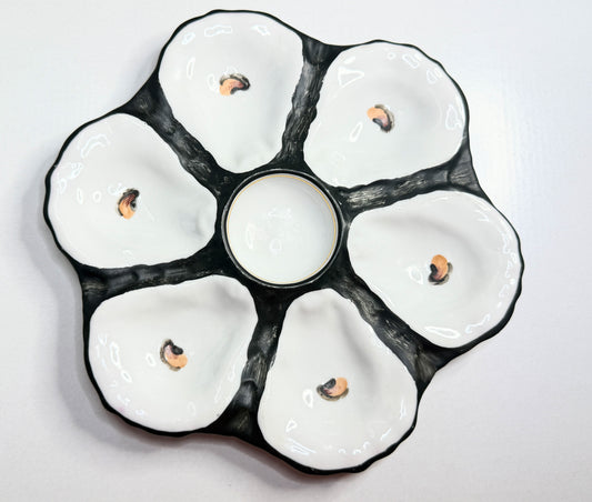 French Oyster Plate Belle Époque Black & White Naturalistic c1900 A745