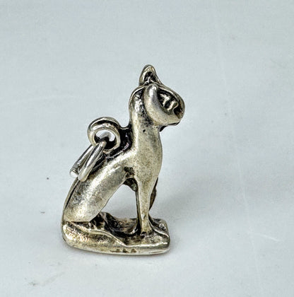 Vintage Sterling Silver 3D Sitting Cat Figural Charm Pendant 3.0g JR2082