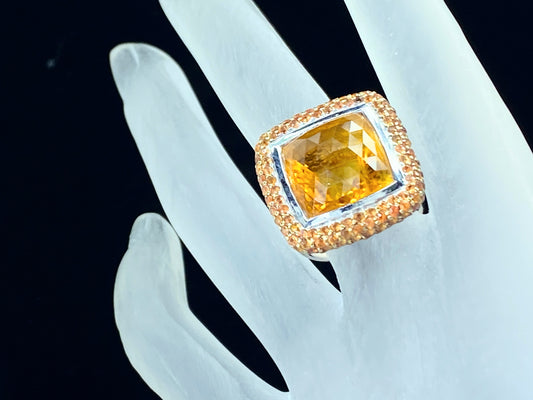 AJ Designer Honey Citrine Textured Royal Ring 18K 17.1g s6.75 JR9048