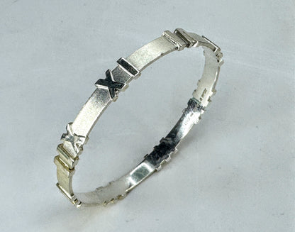 Vintage Tiffany & Co. Atlas Roman letter Sterling Silver Bangle Bracelet JR2088