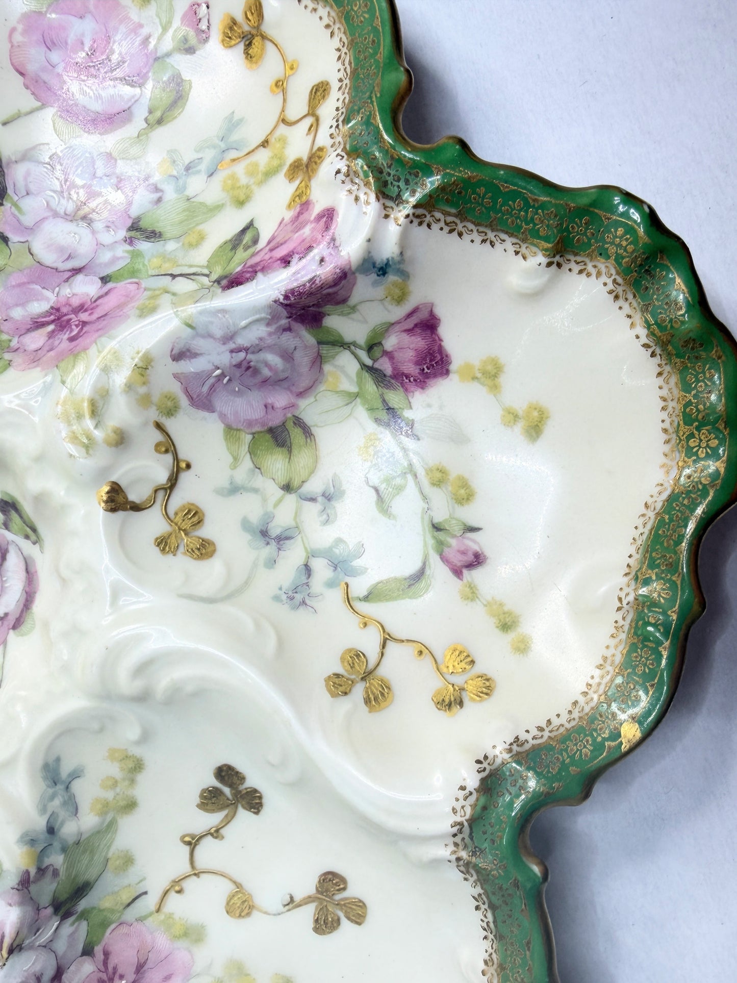 Antique Haviland Limoges Oyster Plate Green Gilt Floral Relief 10" A751