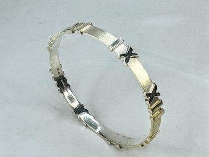 Vintage Tiffany & Co. Atlas Roman letter Sterling Silver Bangle Bracelet JR2088