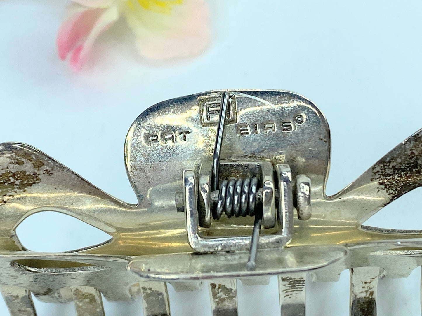 Pat Areias Sterling Silver Smooth Hair Clamp Medium 2 3/4" x 1" JR685