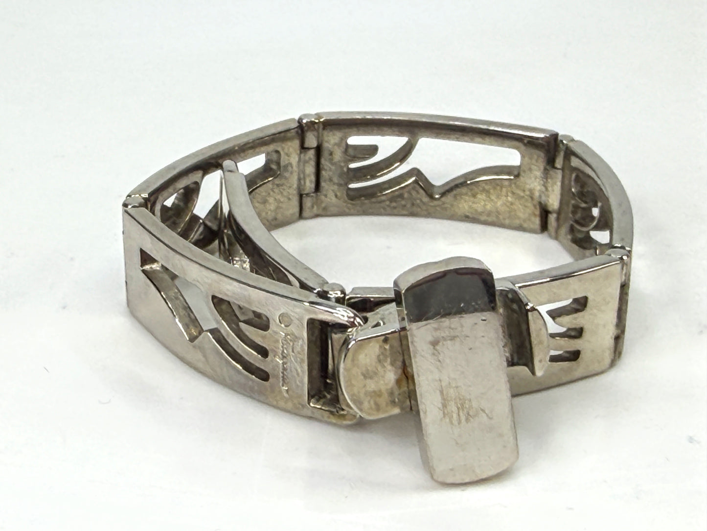 Vintage Salvatore Ferragamo Gancini Link Bracelet Silver Tone Italy GS883